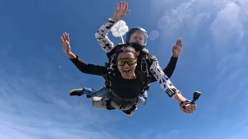 Experience the Thrill of Tandem Skydiving in Ujjain
