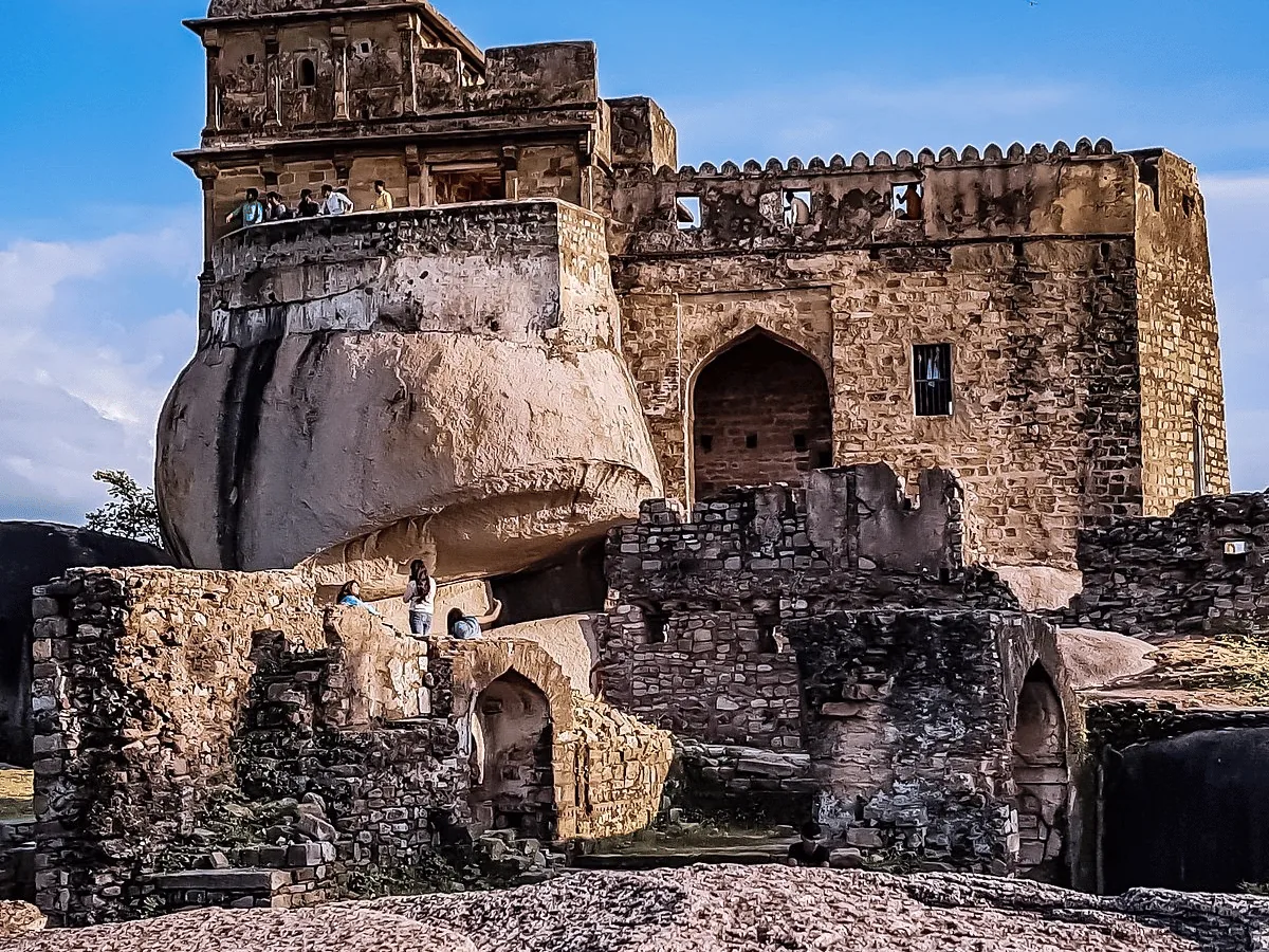 Madan Mahal Fort