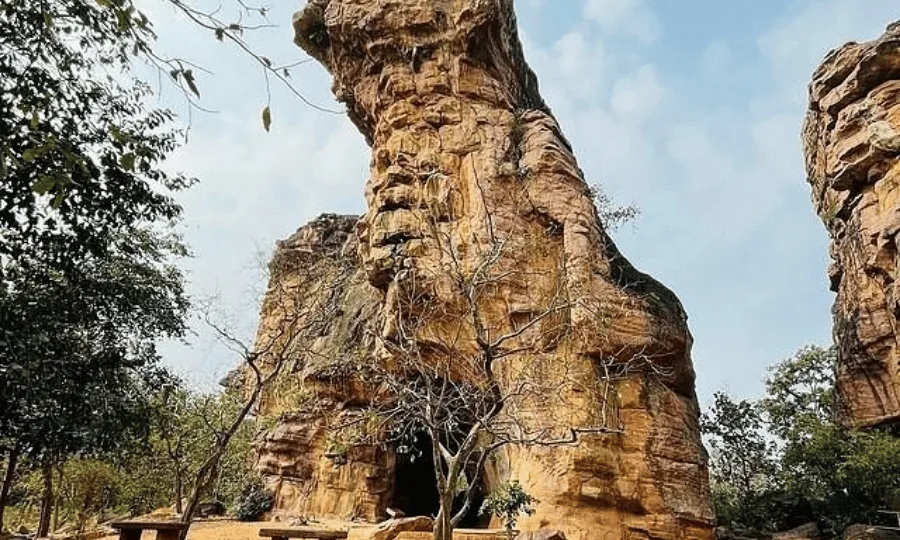 Lesser-Known Facts about Bhimbetka Rock Shelters