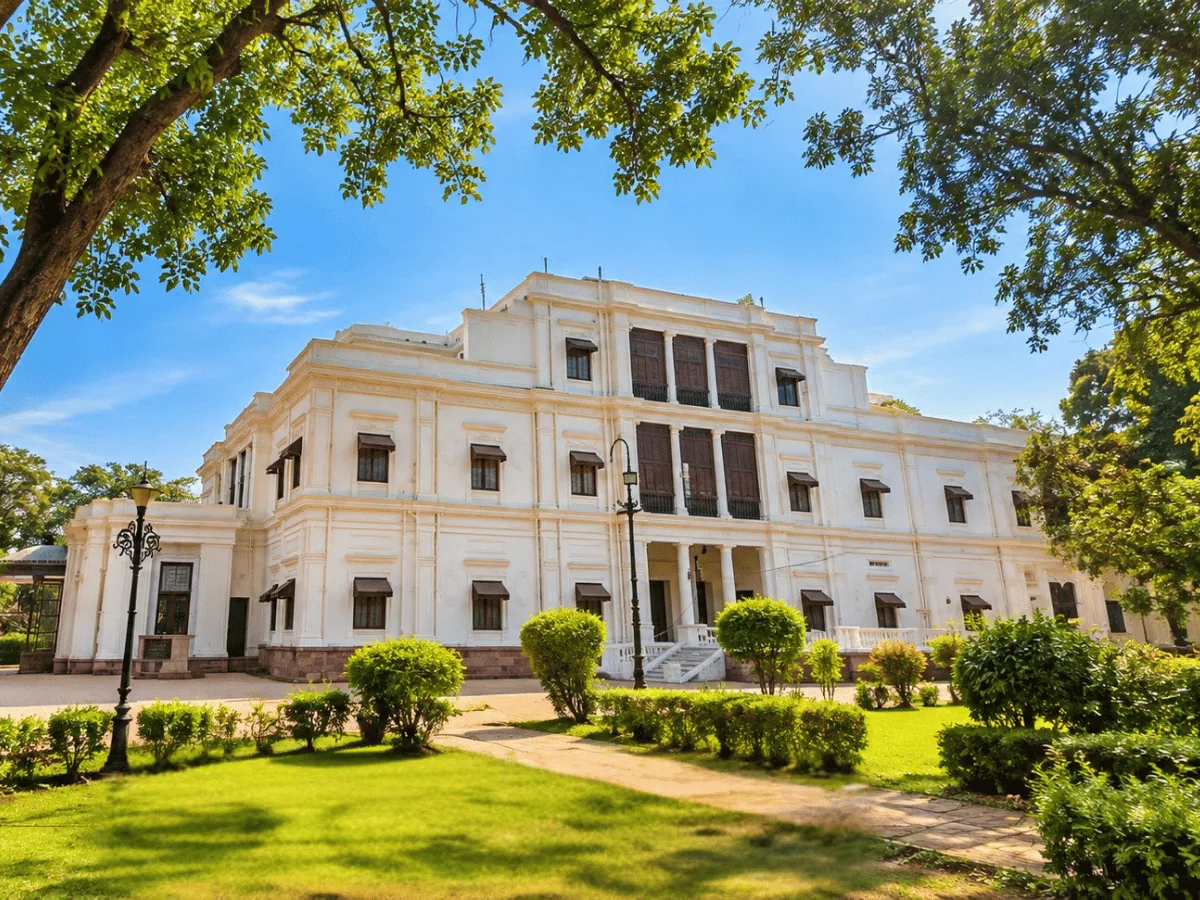 Lal Bagh Palace