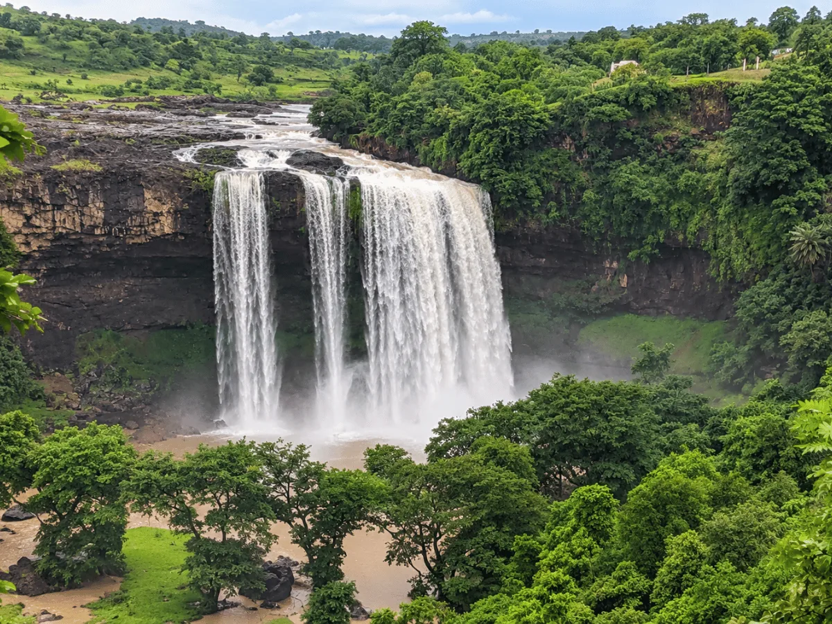 Tincha Falls
