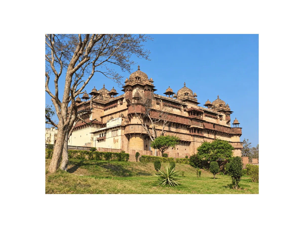 Orchha Fort