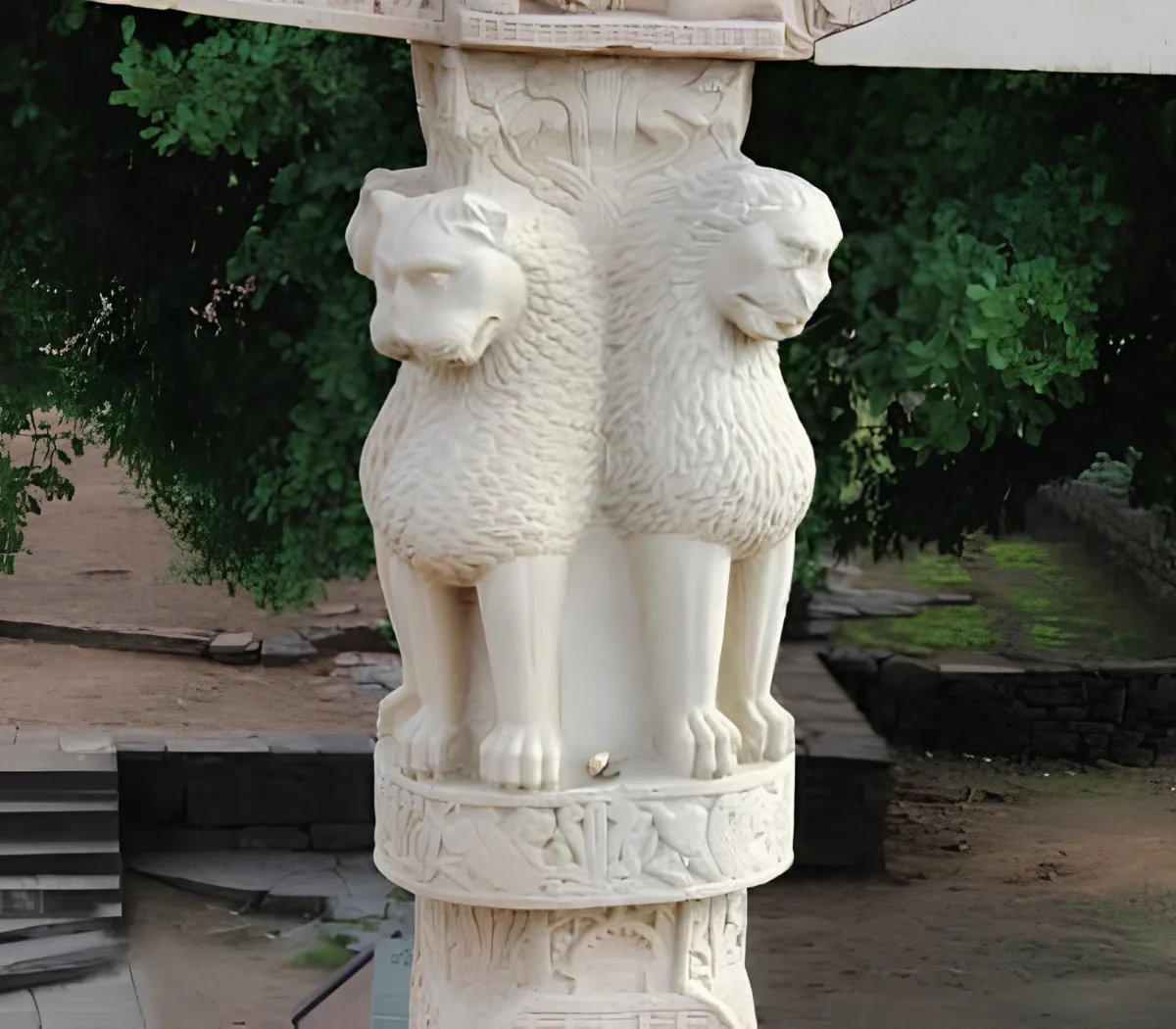 Sanchi - Ashoka Pillar