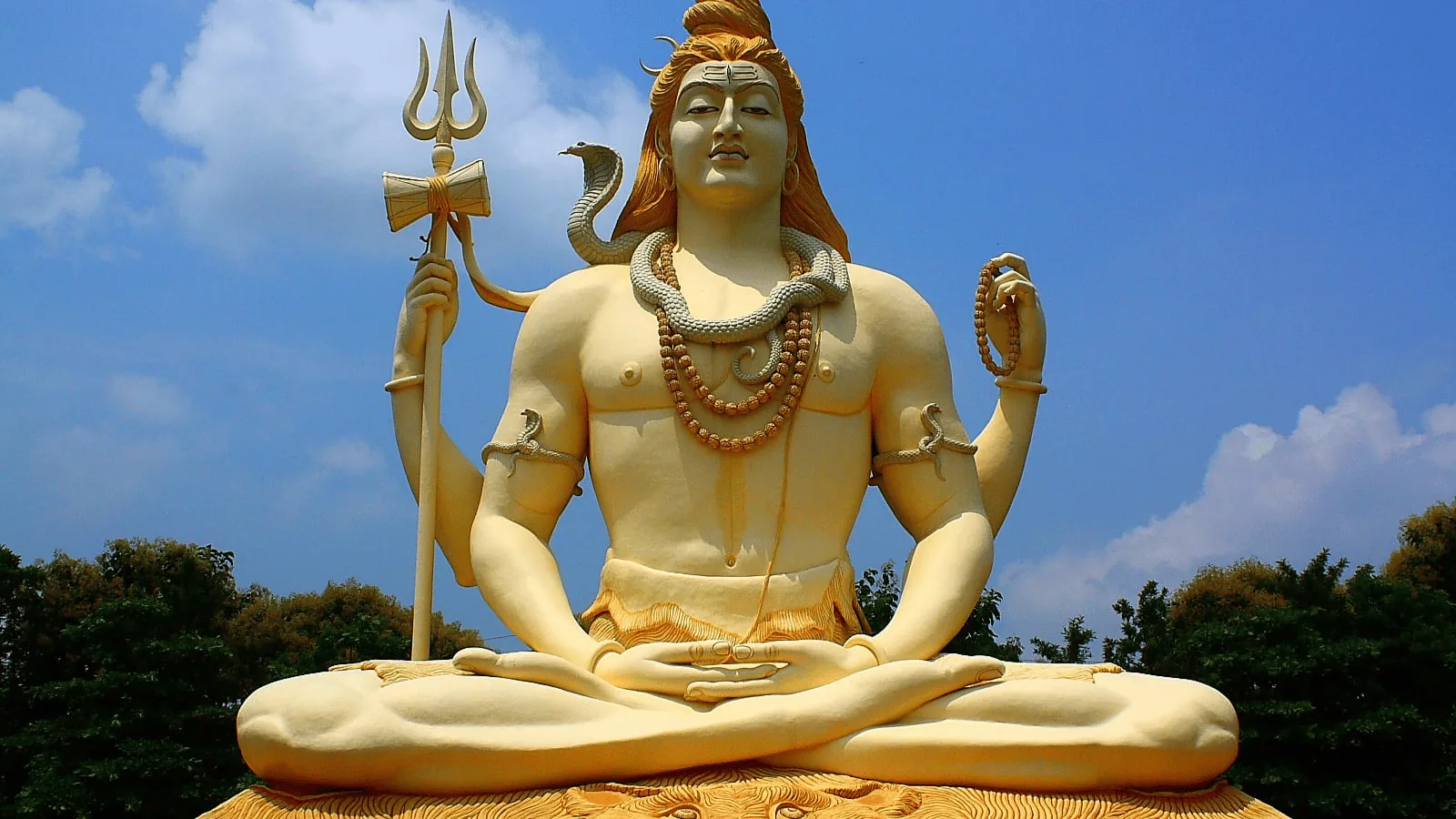 Kachnar City Shiva Statue