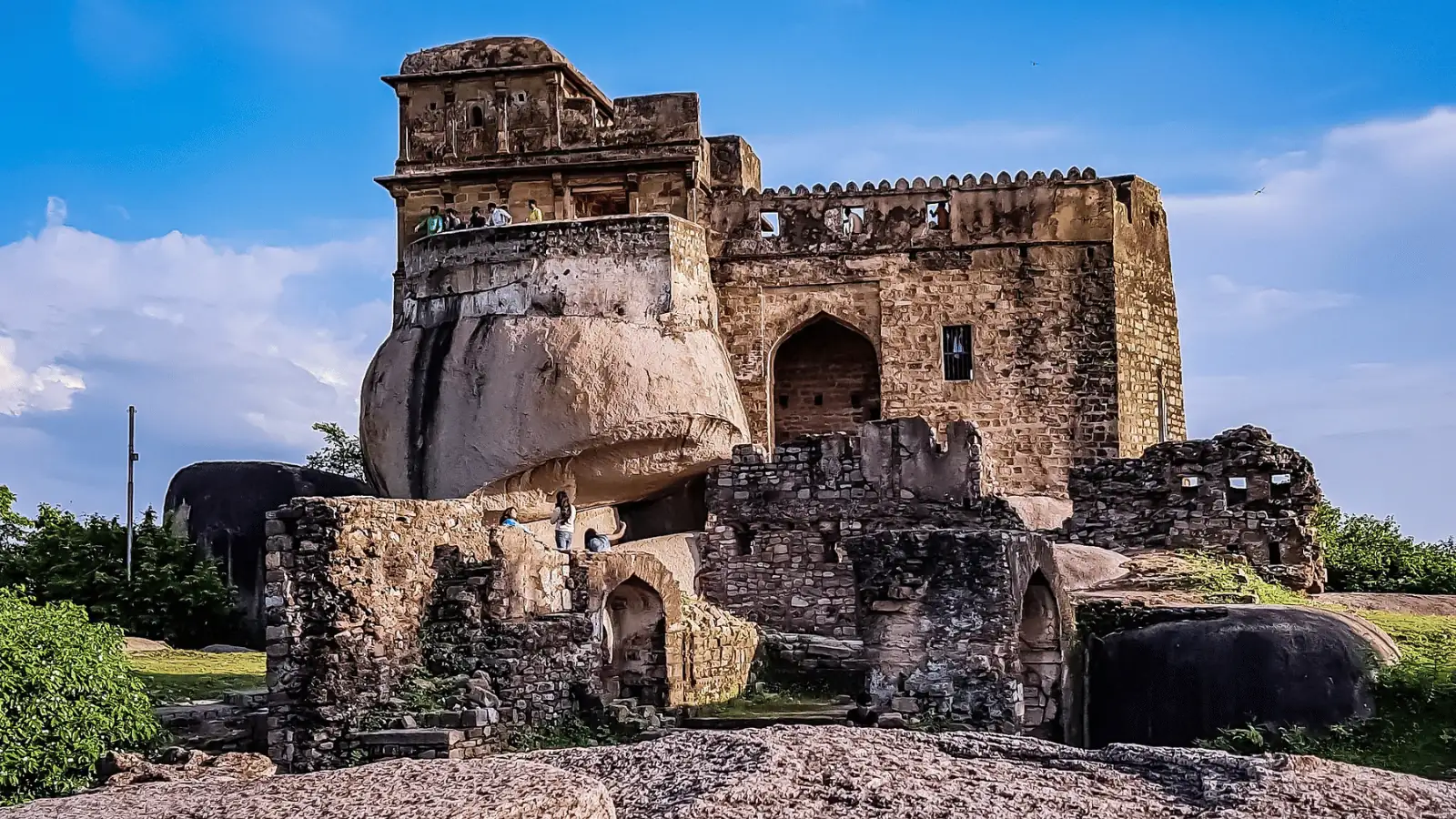 Madan Mahal Fort