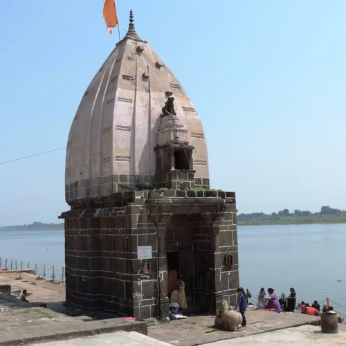 Tilbhandeshwar Temple - Maheshwar