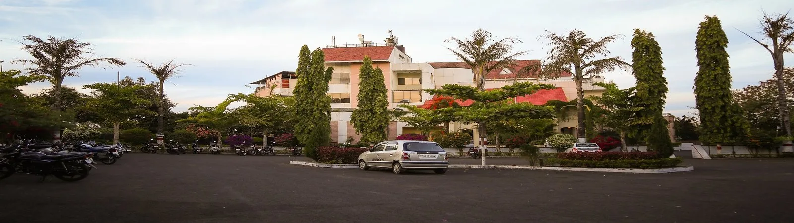 Tourist Motel - Tourist Motel