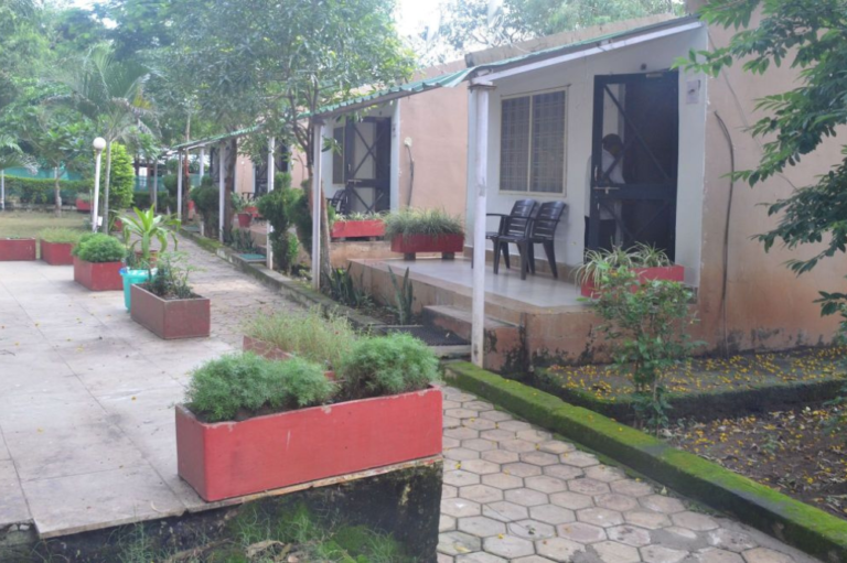 Samrat Ashok Sagar Retreat, Halali